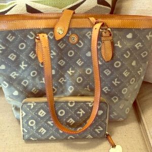 Dooney & Bourke leather and other with wallet!
